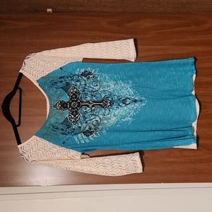 Angels and Diamonds 3/4 length shirt. SIZE L.